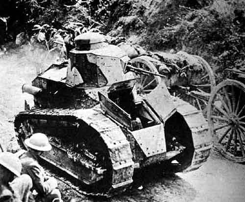 Первая Мировая война - первые танки. Renault