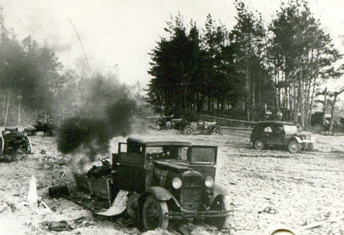 Разбитые машины под Брянском, октябрь 1941 года, фотография