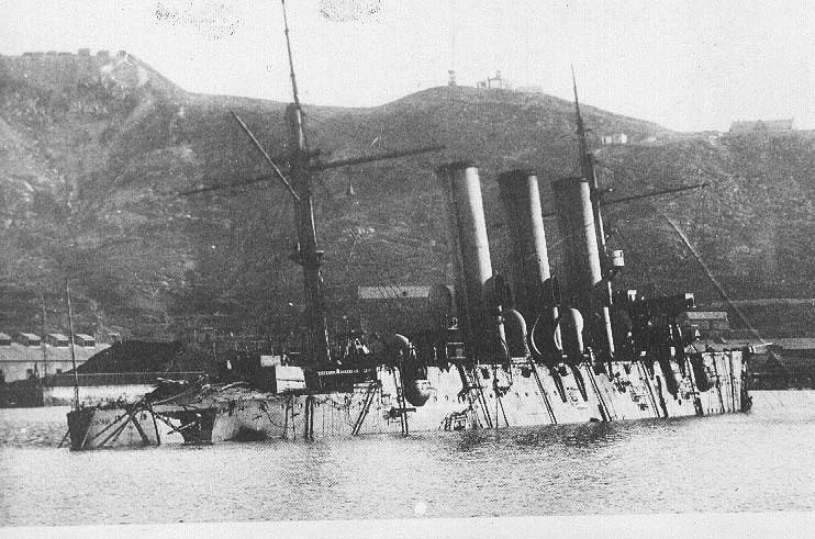 Крейсер "Паллада" (Россия), затонувший в Порт-Артуре, 1904 г. Русско-японская война