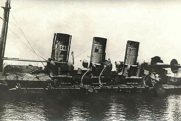 Крейсер "Победа" затонувший в Порт-Артуре, 1904 г. Русско-японская война